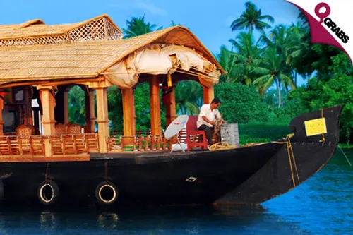 From QR2790 Per Person Journey to Majestic Kerala, India for 7 Nights / 8 Days - INCLUDES Private Transportation and Breakfast for ALL 8 Days! (Up to QR11000 value)
